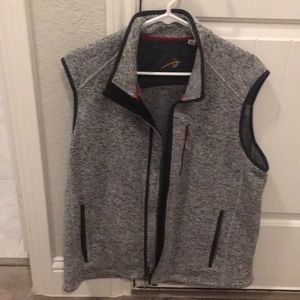 New without tags, grey orvis vest size large